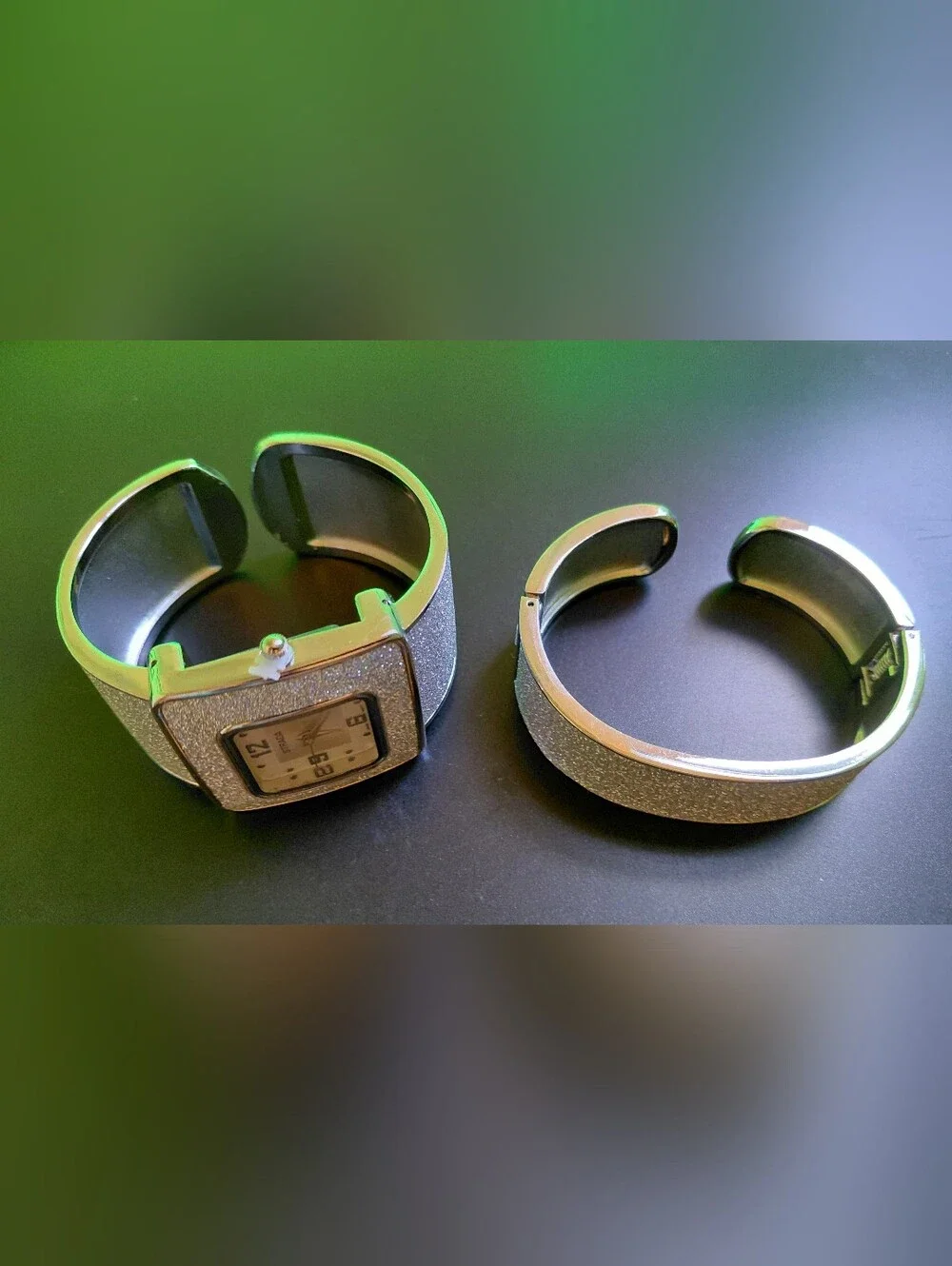 Strada Micro Silver Glitter Watch And Bracelet Set. New. Battery Works